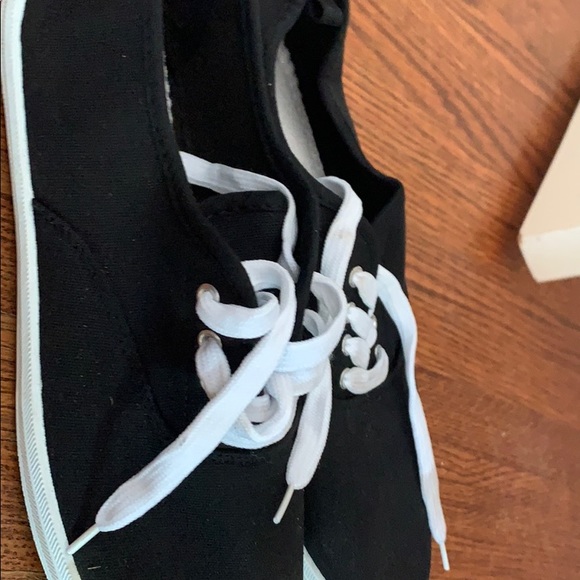 Ardene shoes - Picture 2 of 4